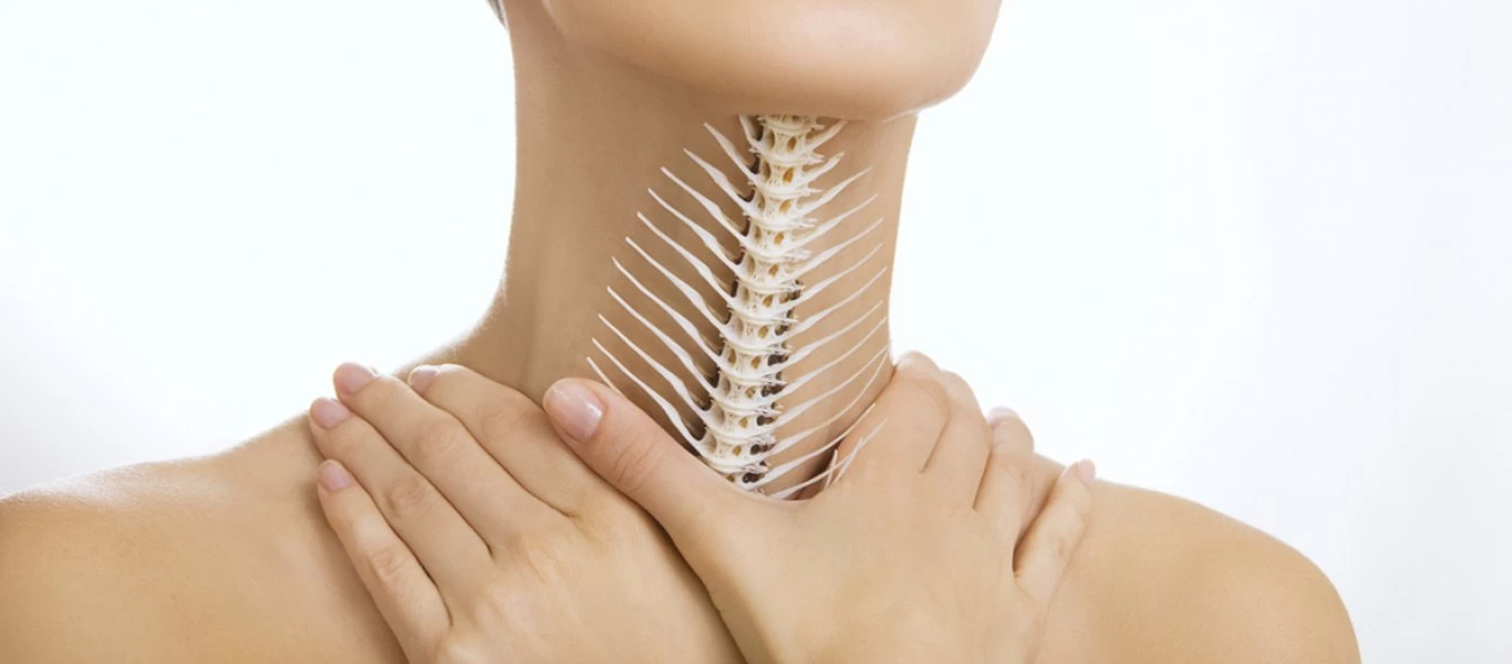 Τι να κάνετε αν σας «κάτσει κάτι στον λαιμό»; - Όλα τα βήματα που πρέπει να ακολουθήσετε (βίντεο-φωτο)